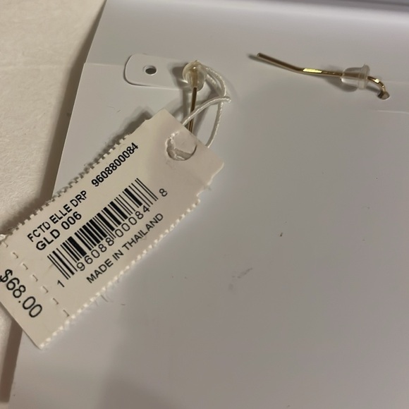 NWT Kendra Scot Earrings - Picture 7 of 7